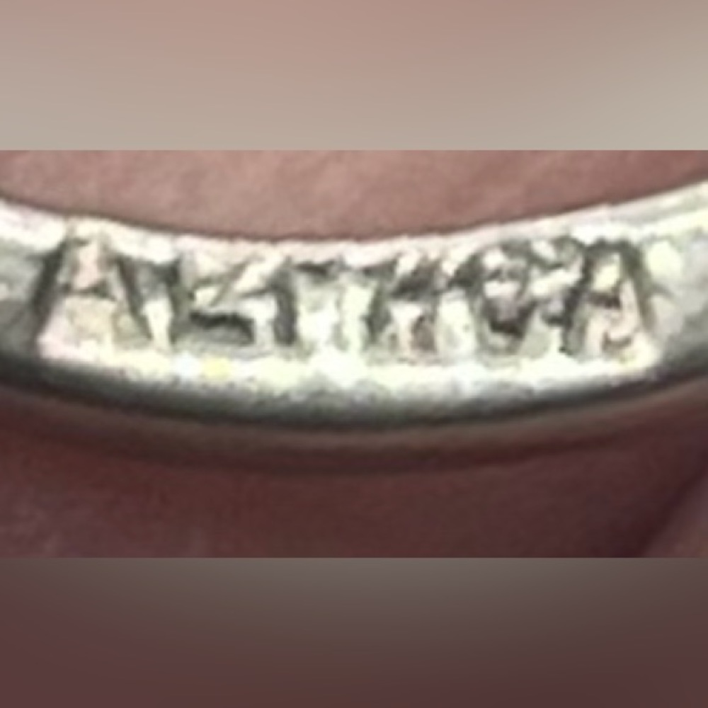 VINTAGE ALPACA Silver w/Stamp Hoop Earrings - Lightweight - Picture 6 of 6